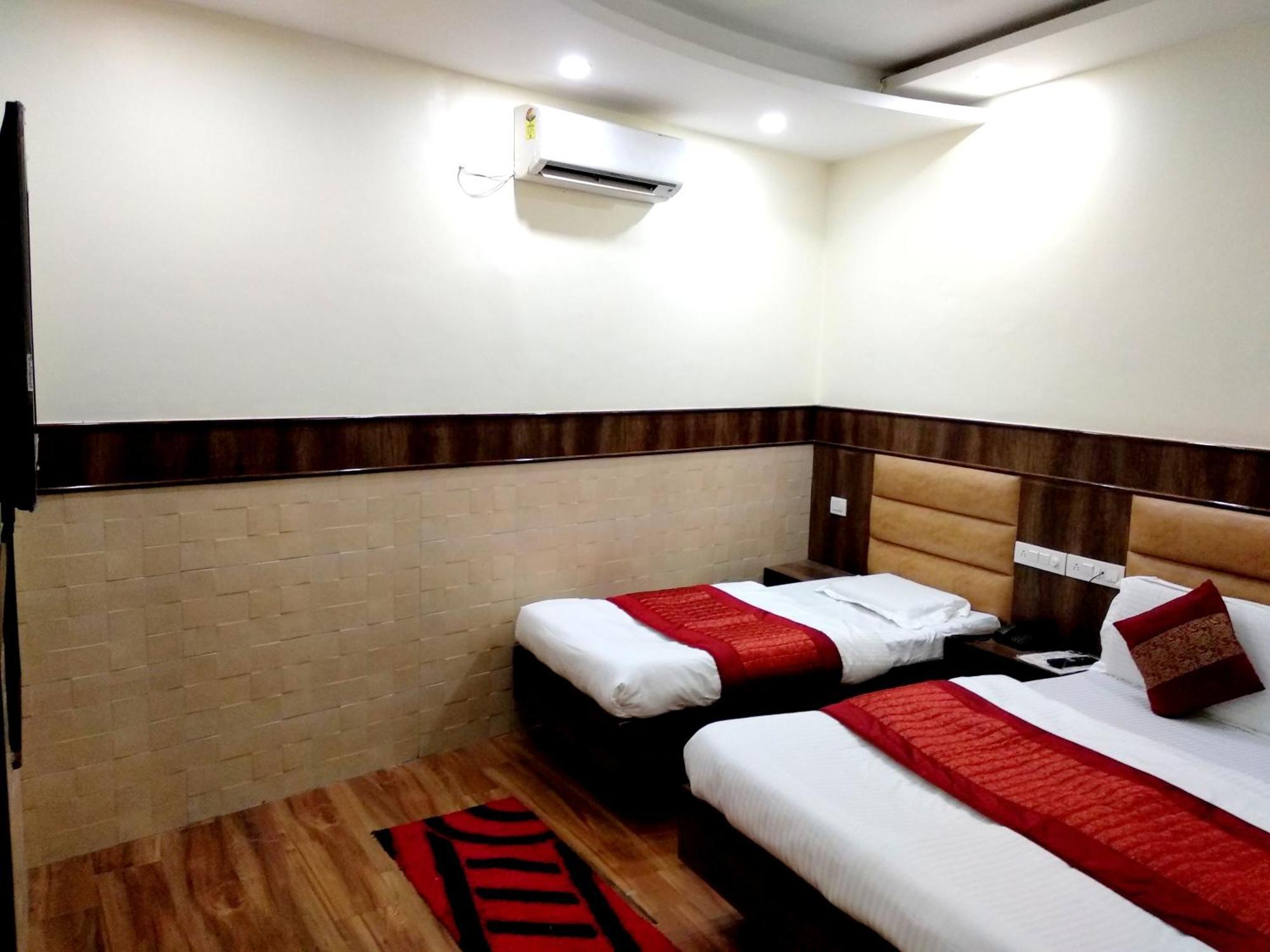 Hotel Raghunath Jammu Exterior foto