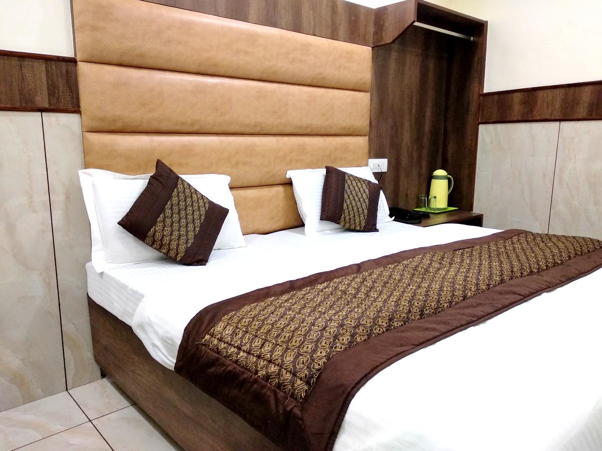 Hotel Raghunath Jammu Exterior foto
